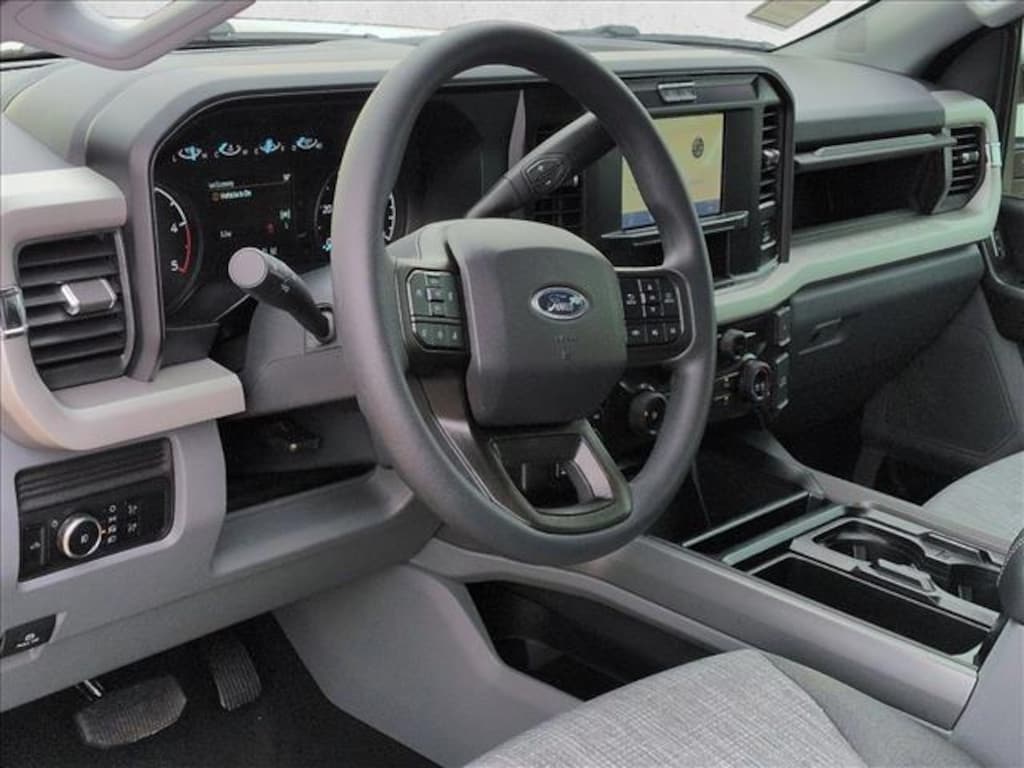 New 2026 Ford F-250 XLT Truck Crew Cab