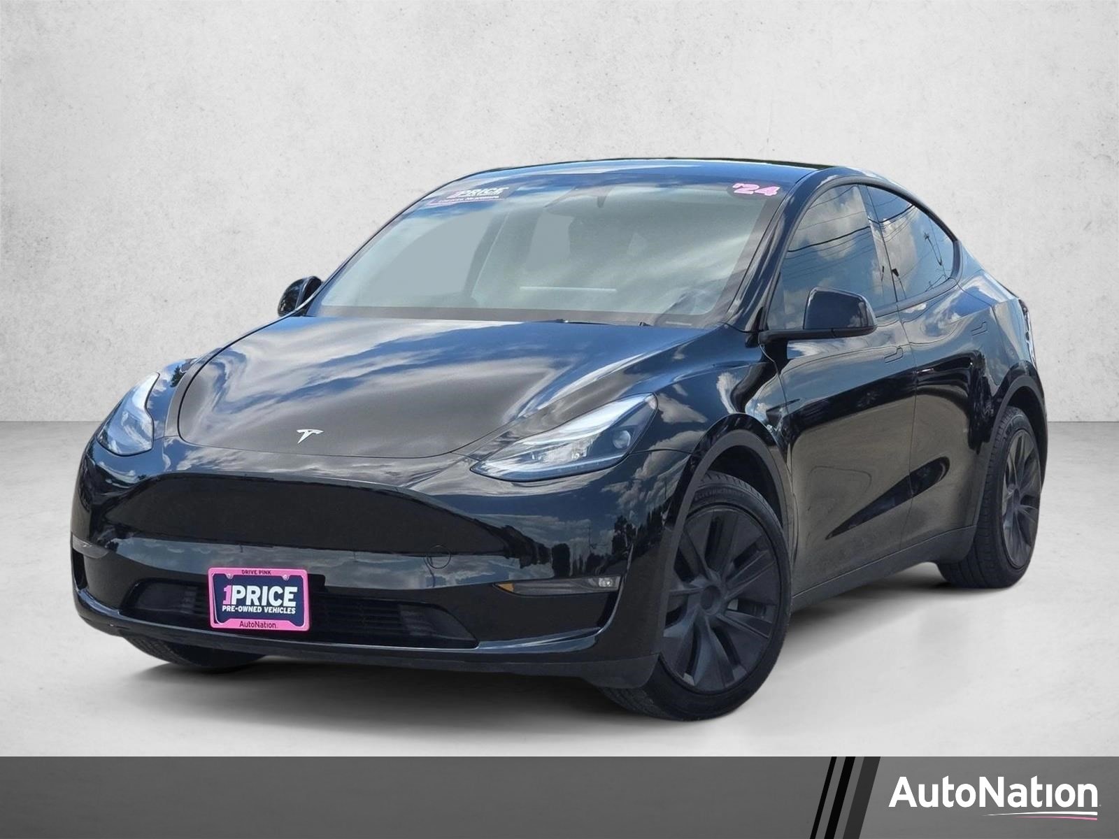 2024 Tesla Model Y Long Range Dual Motor All-Wheel Drive's photo