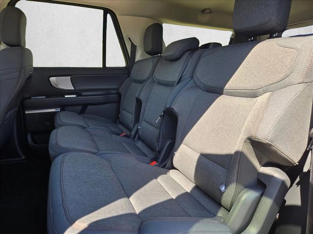 2025 Ford Expedition MAX Active - Photo 16