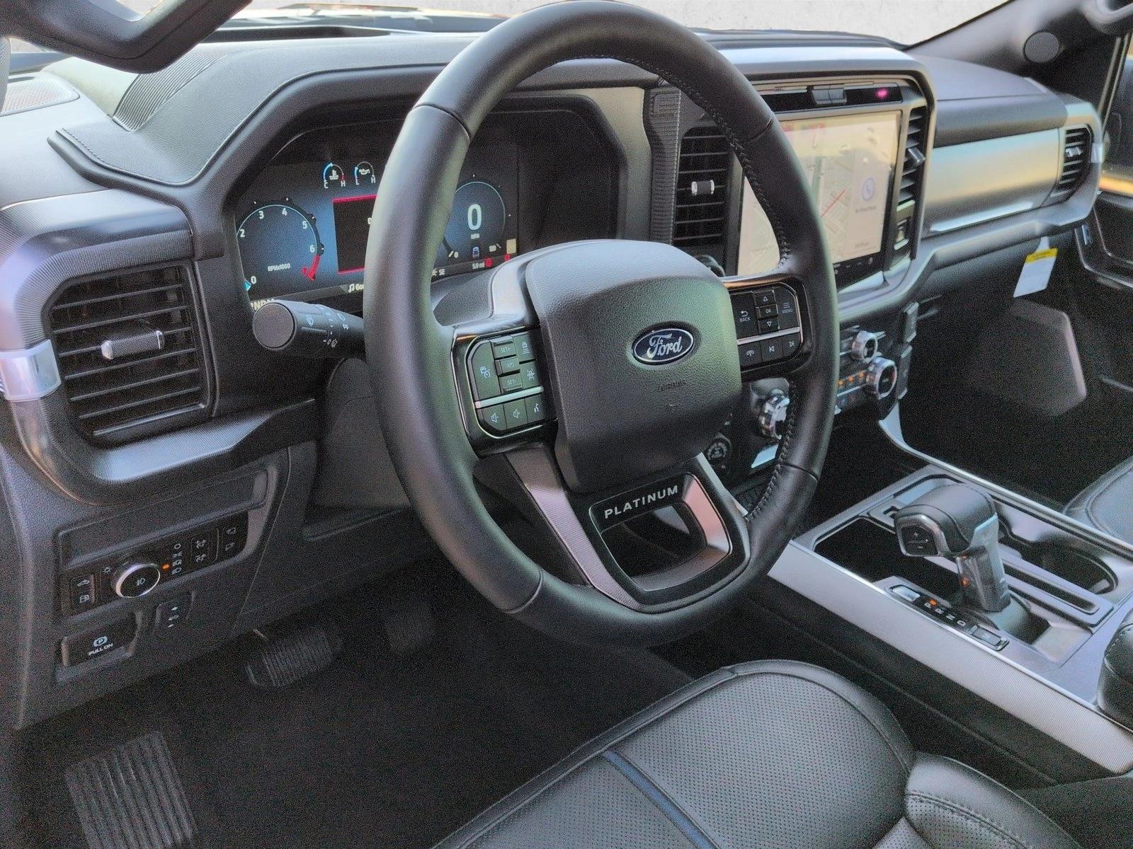 2025 Ford F-150 Platinum - Photo 3
