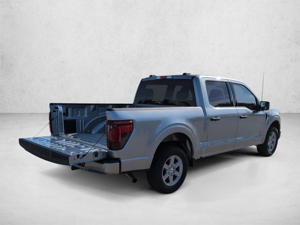 New 2026 Ford F-150 XLT Truck SuperCrew Cab