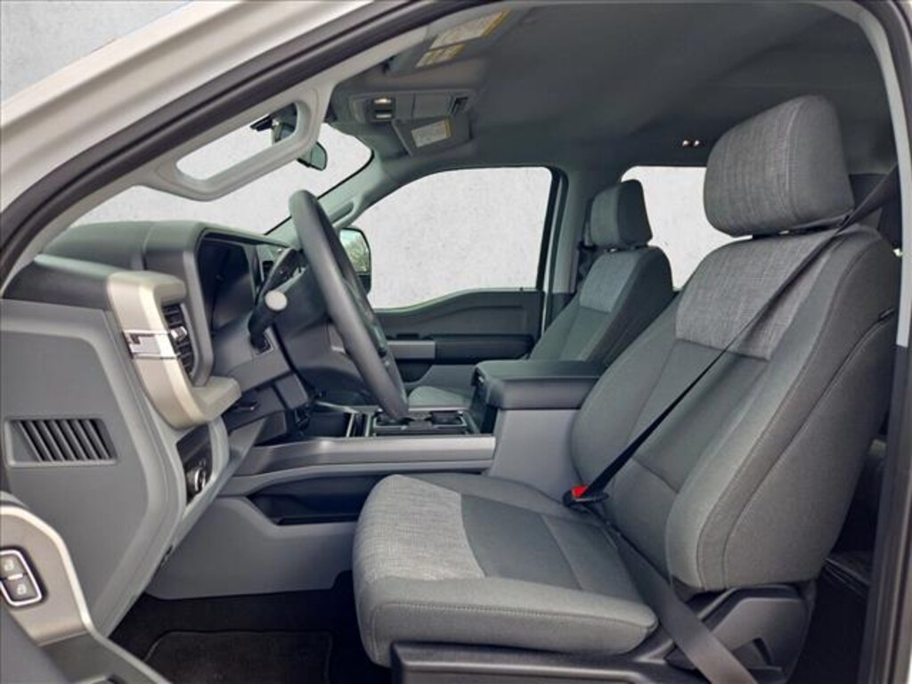 New 2026 Ford F-350 XLT Truck Crew Cab