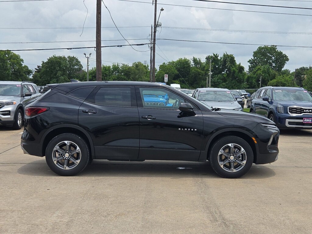 Used 2025 Chevrolet Blazer LT SUV