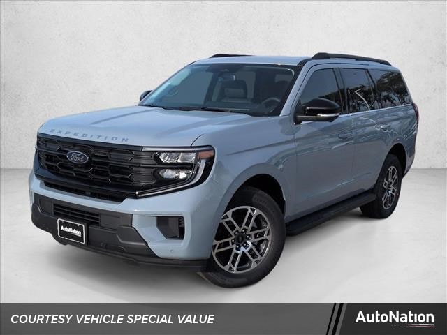 2025 Ford Expedition Active's photo