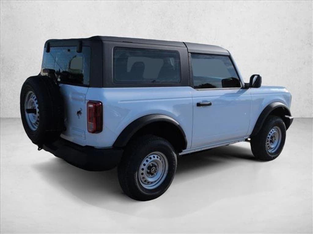 New 2025 Ford Bronco Base SUV