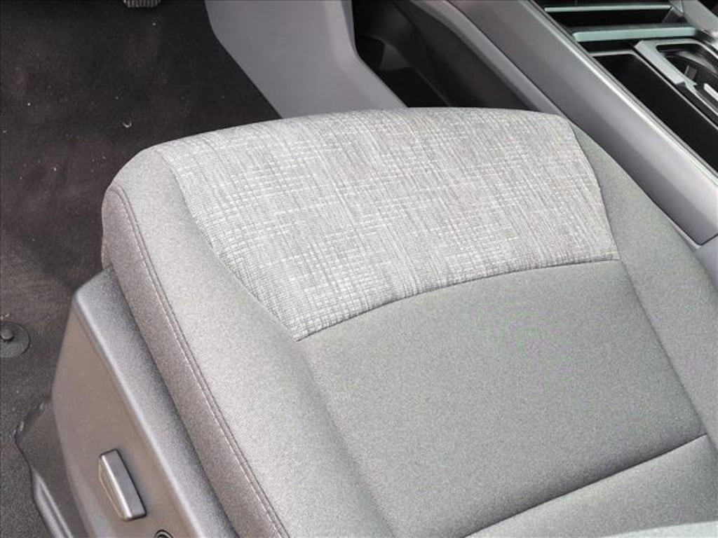 New 2026 Ford F-250 XLT Truck Crew Cab