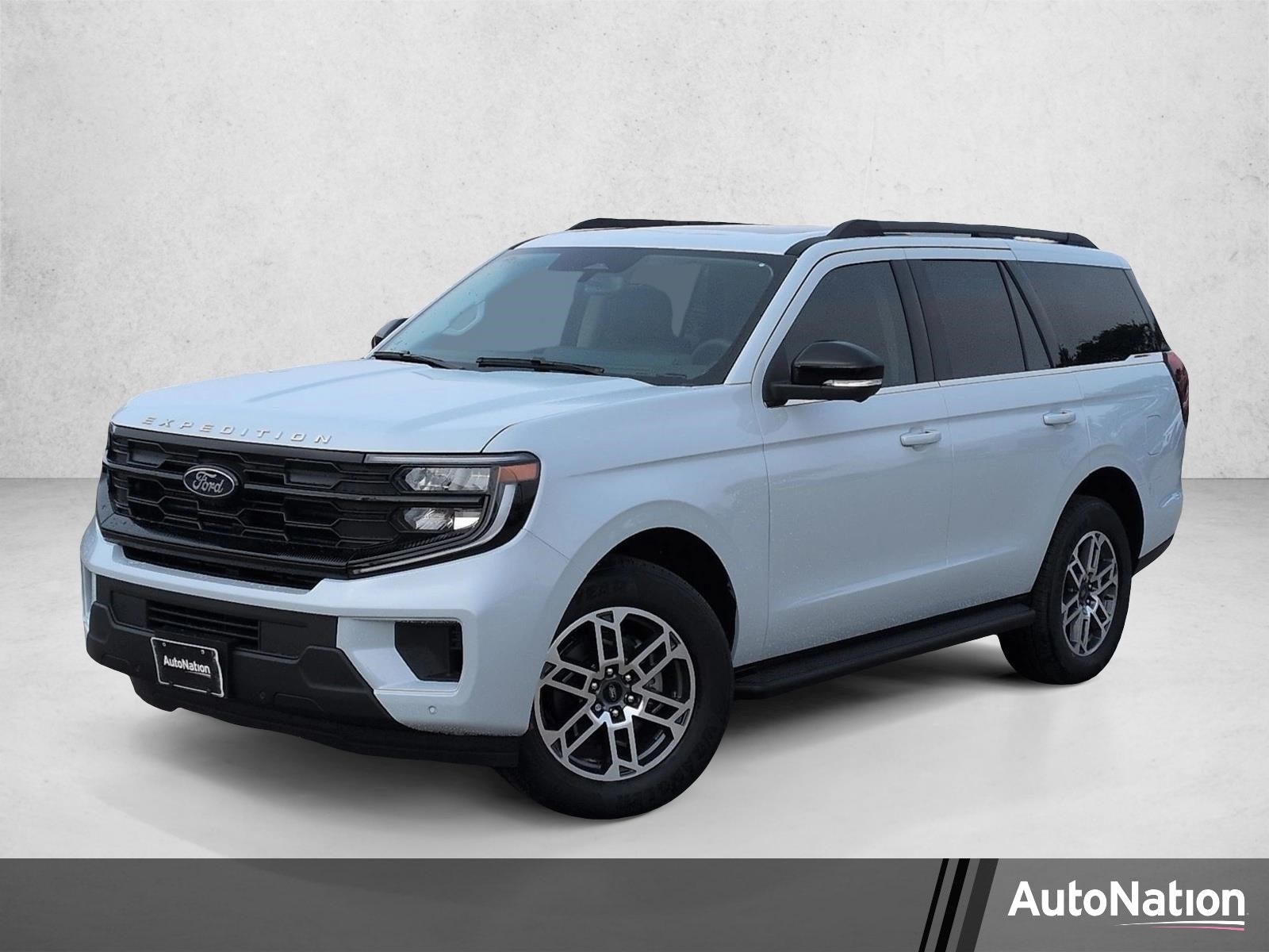 2026 Ford Expedition Active's photo