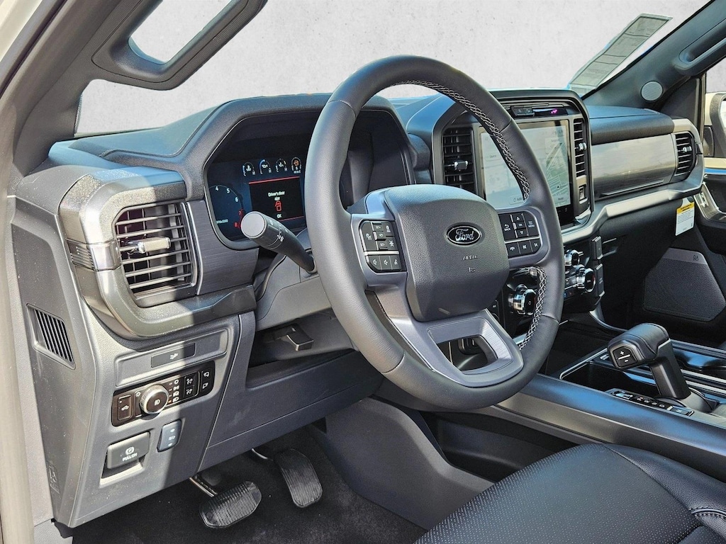 New 2026 Ford F-150 LARIAT Truck SuperCrew Cab