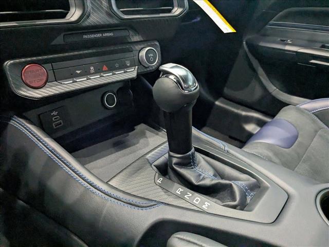 2025 Ford Mustang Dark Horse - Photo 13