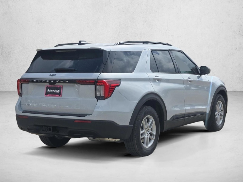 New 2026 Ford Explorer Active w/200A Pkg SUV