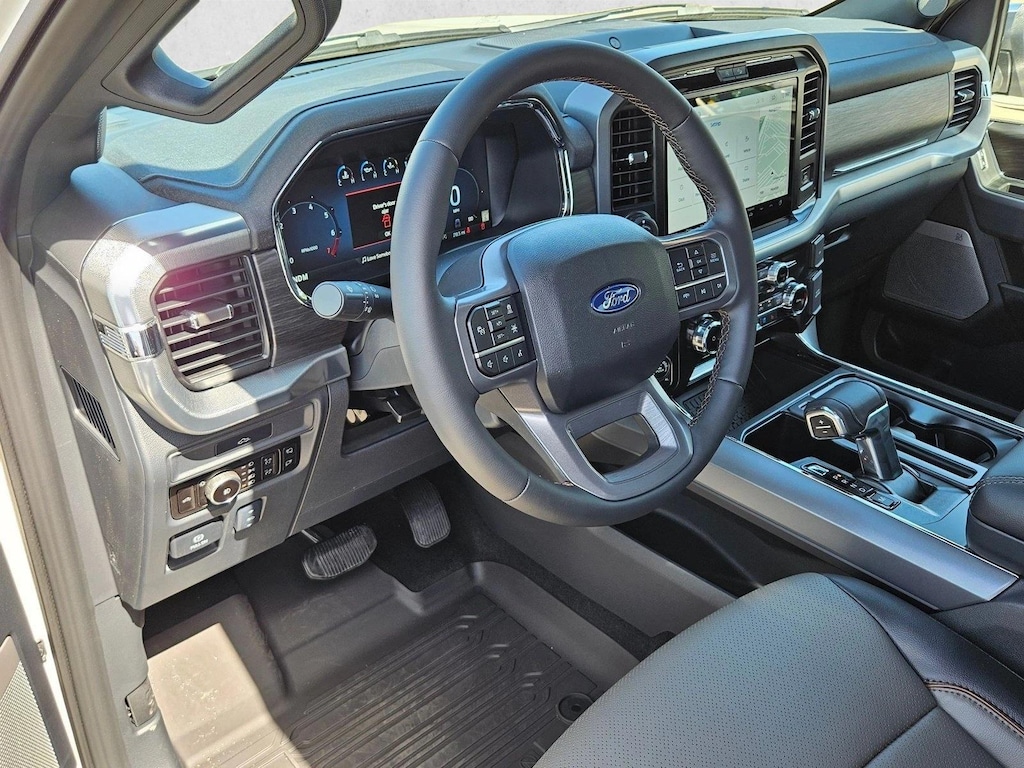 New 2026 Ford F-150 LARIAT Truck SuperCrew Cab
