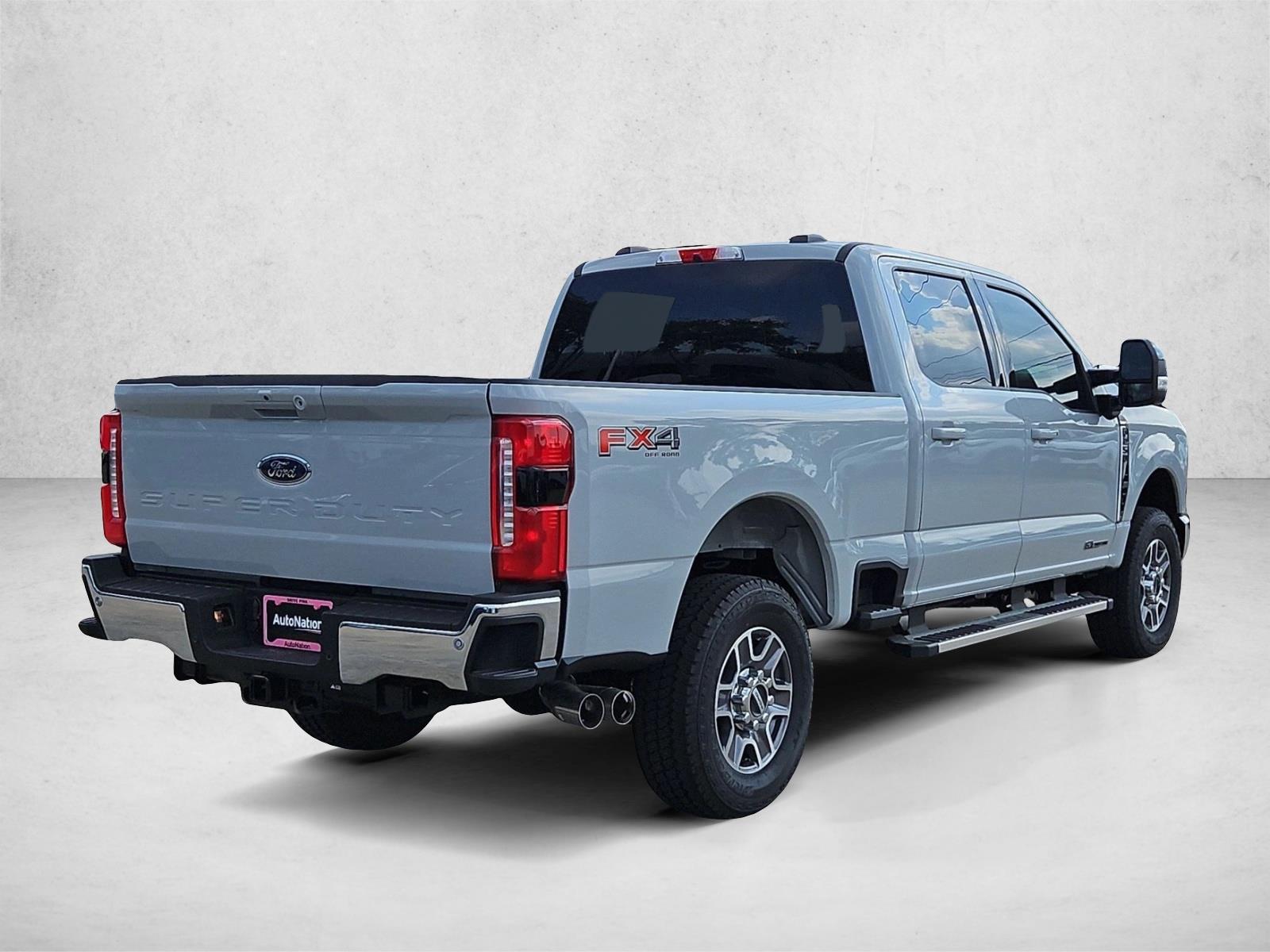New 2026 Ford F-250 LARIAT Truck Crew Cab