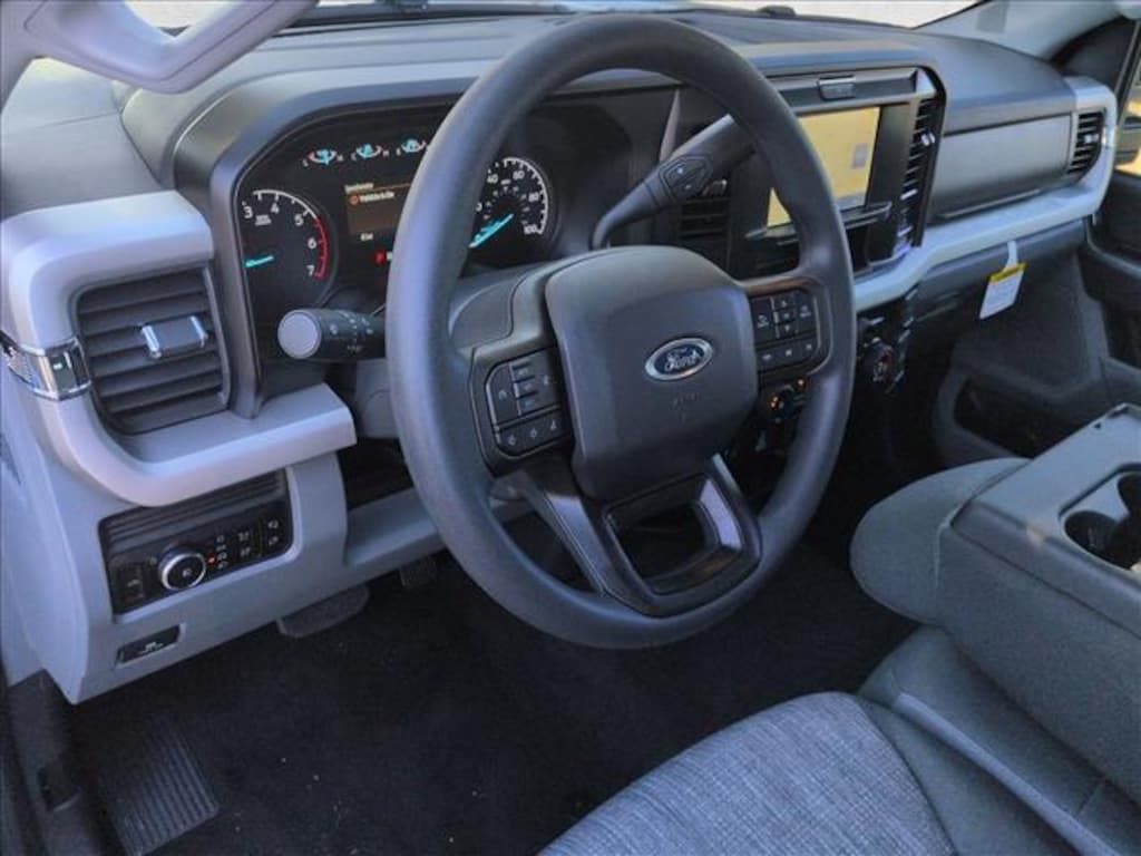 New 2026 Ford F-250 XLT Truck Crew Cab