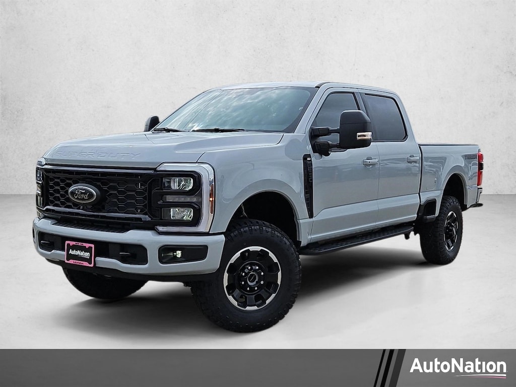 New 2026 Ford F-250 XLT Truck Crew Cab