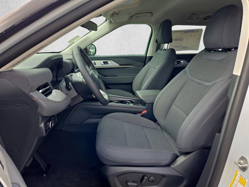 New 2026 Ford Explorer Active w/200A Pkg SUV