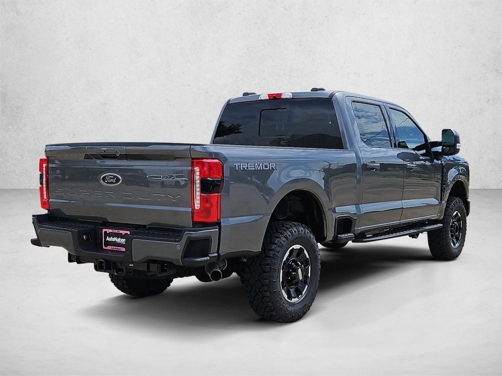 New 2026 Ford F-250 XLT Truck Crew Cab