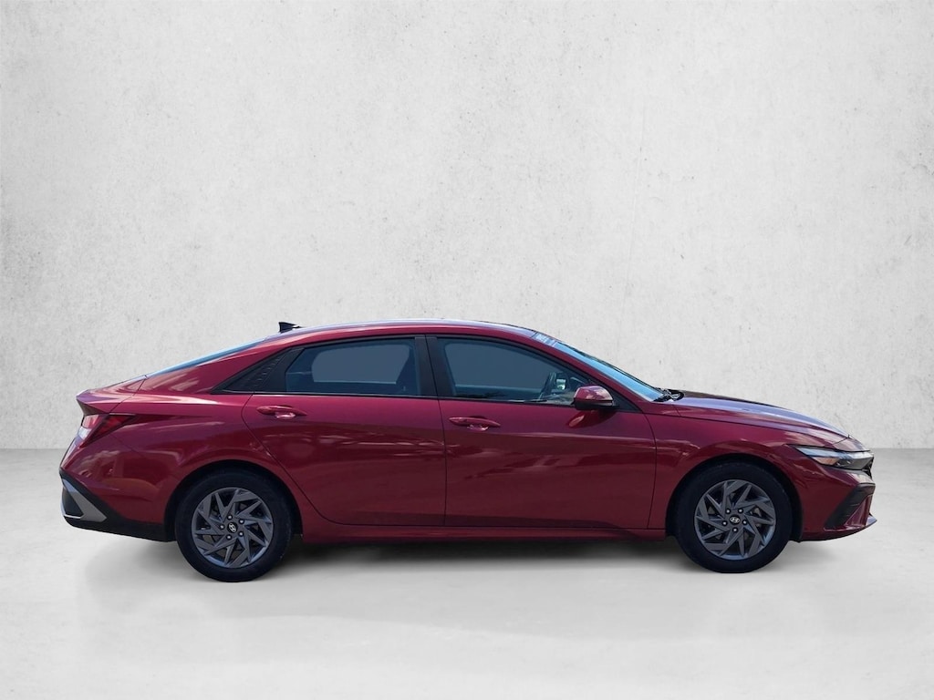 Used 2024 Hyundai Elantra SEL Sedan