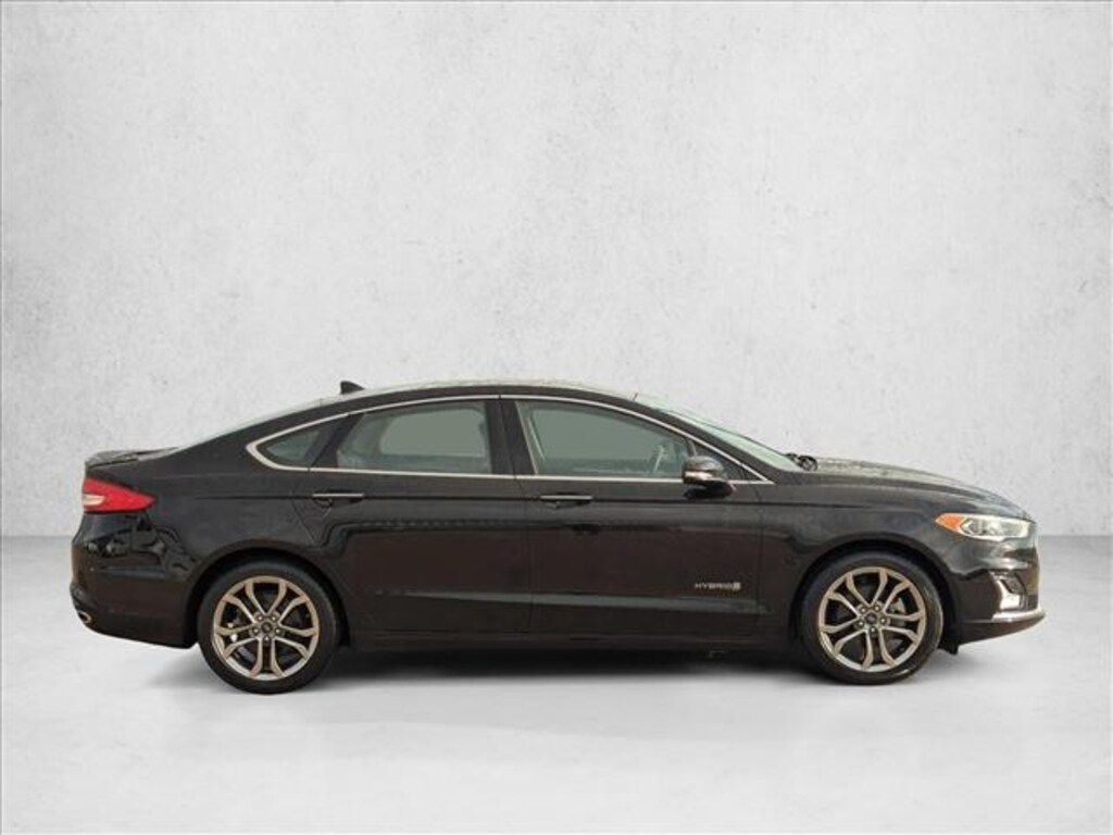 Used 2019 Ford Fusion Hybrid Titanium Sedan