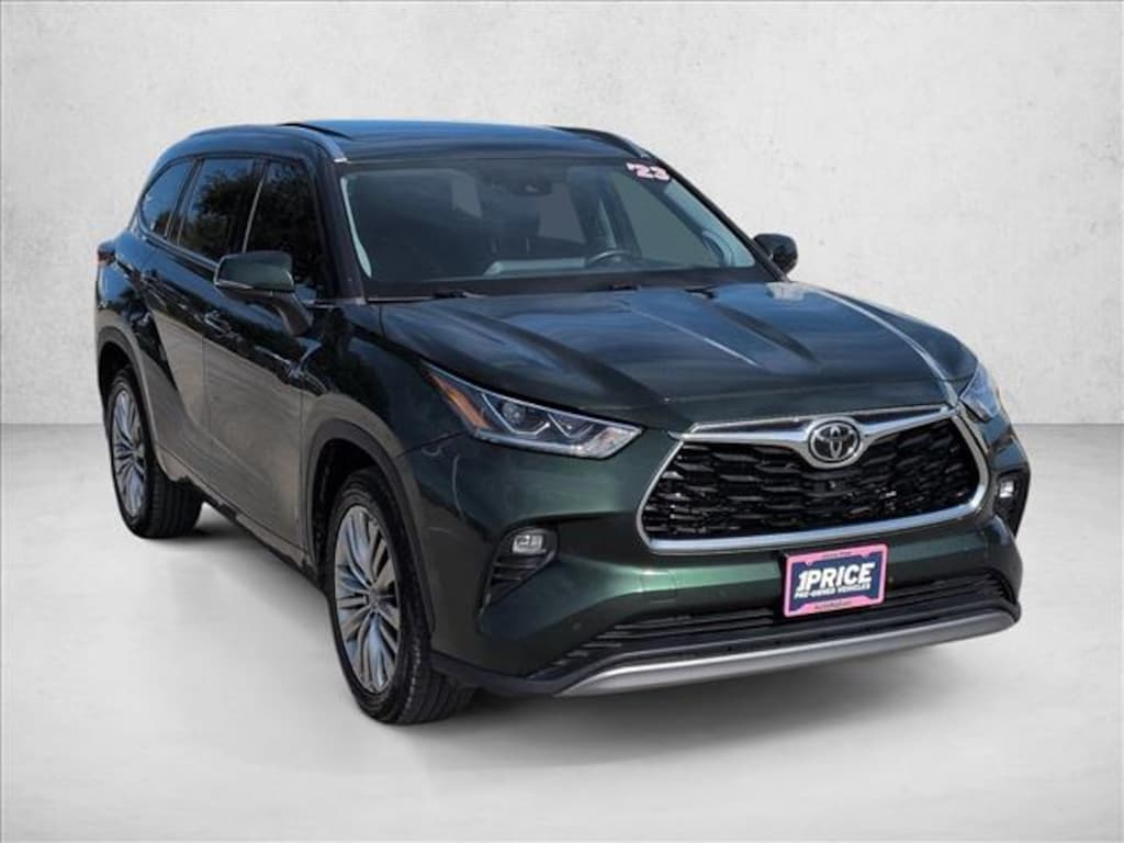 Used 2023 Toyota Highlander Platinum SUV