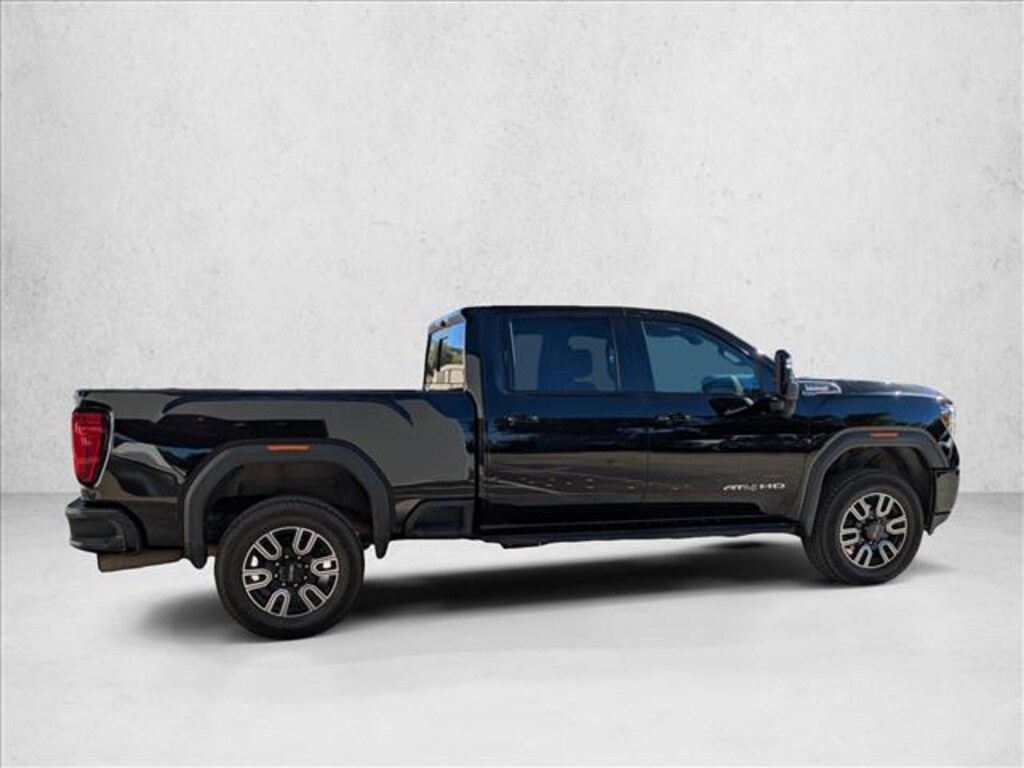 Used 2022 GMC Sierra 2500 HD AT4 Truck Crew Cab