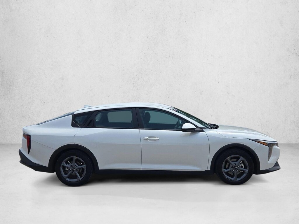 Used 2025 Kia K4 LXS Sedan