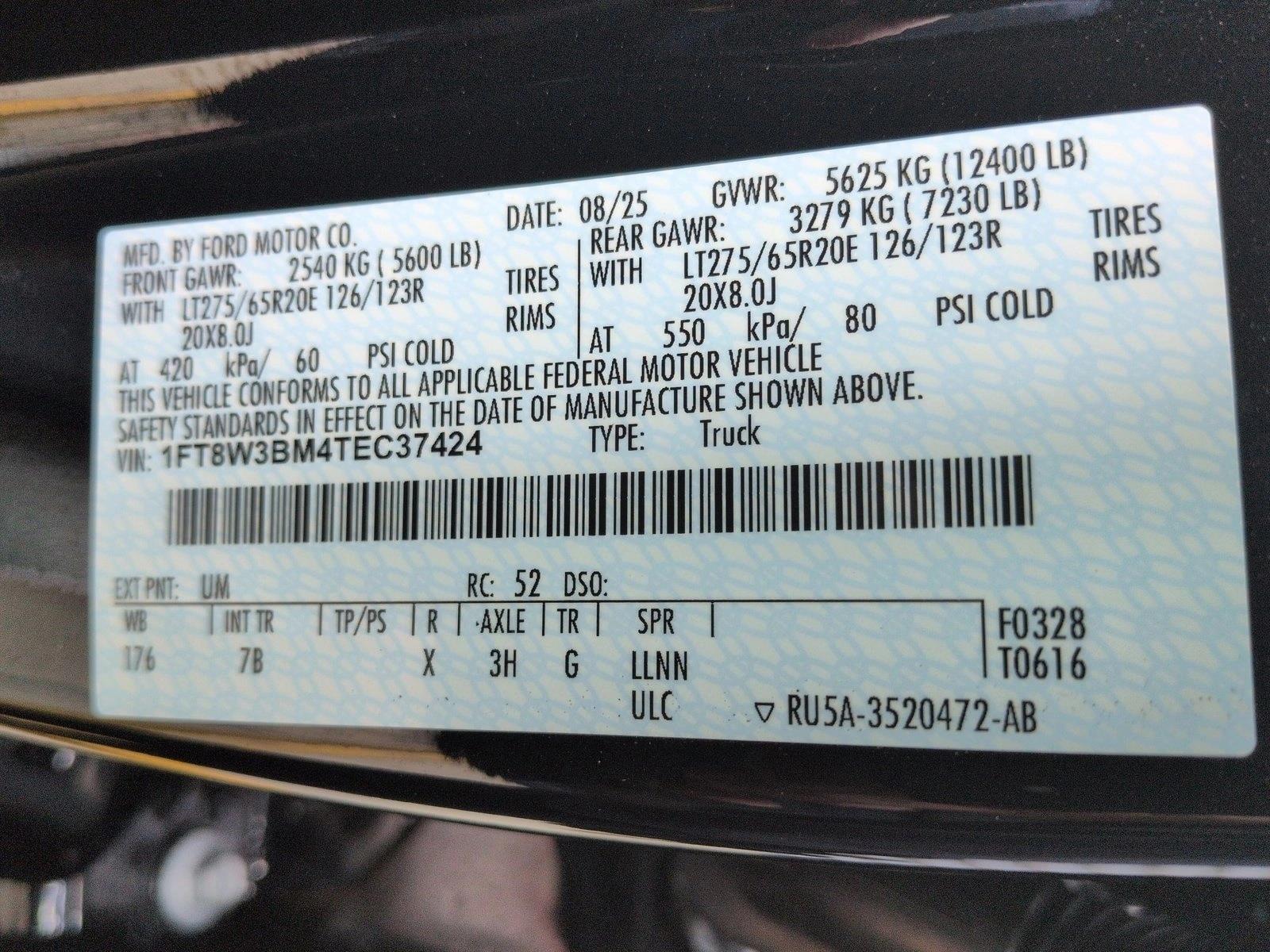 2026 Ford F-350 Super Duty Platinum - Photo 17