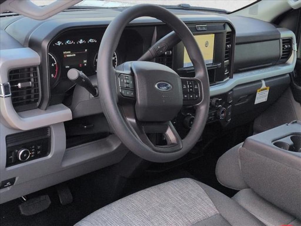 New 2026 Ford F-250 XLT Truck Crew Cab