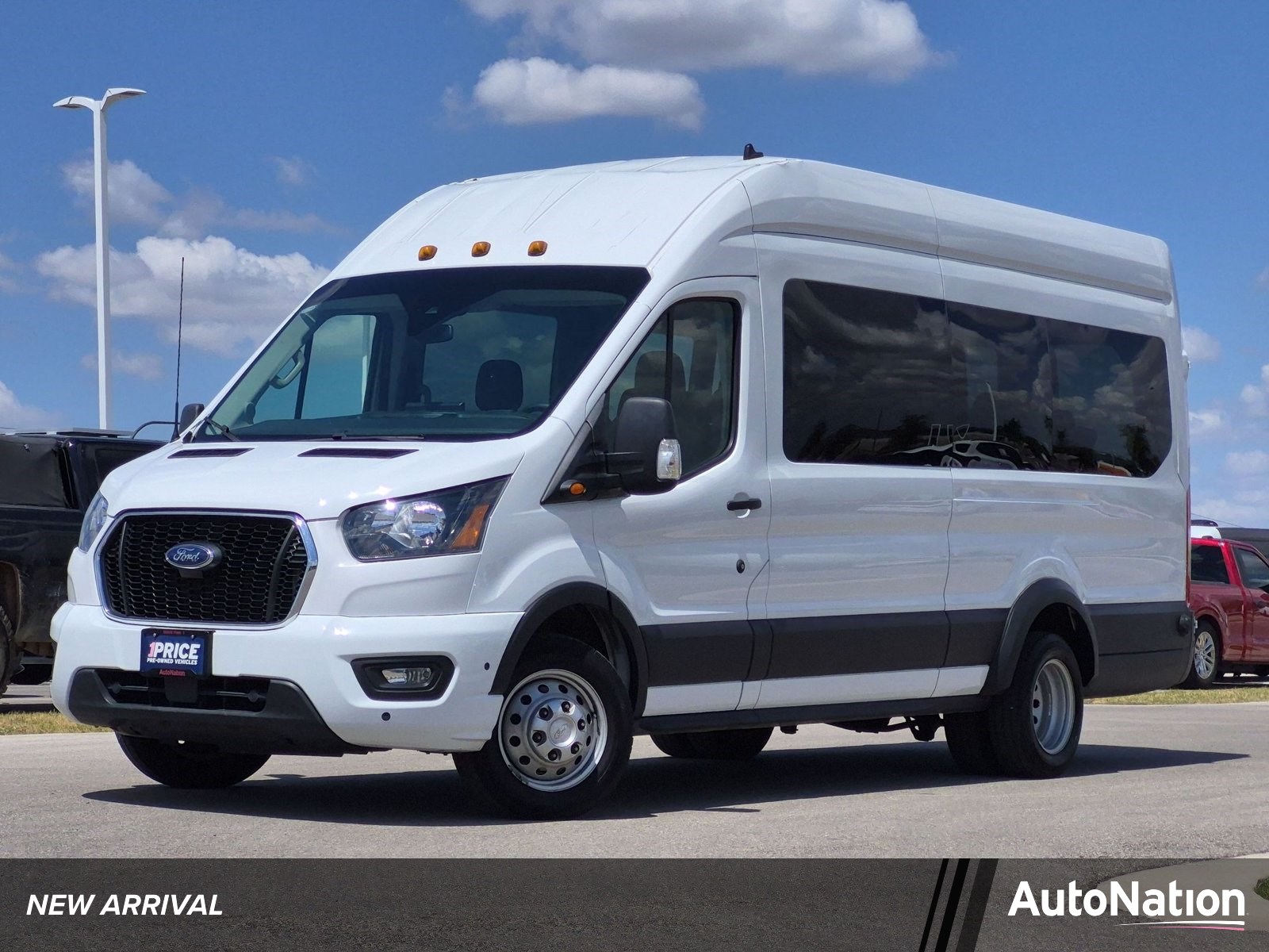  Ford Transit-350 Passenger