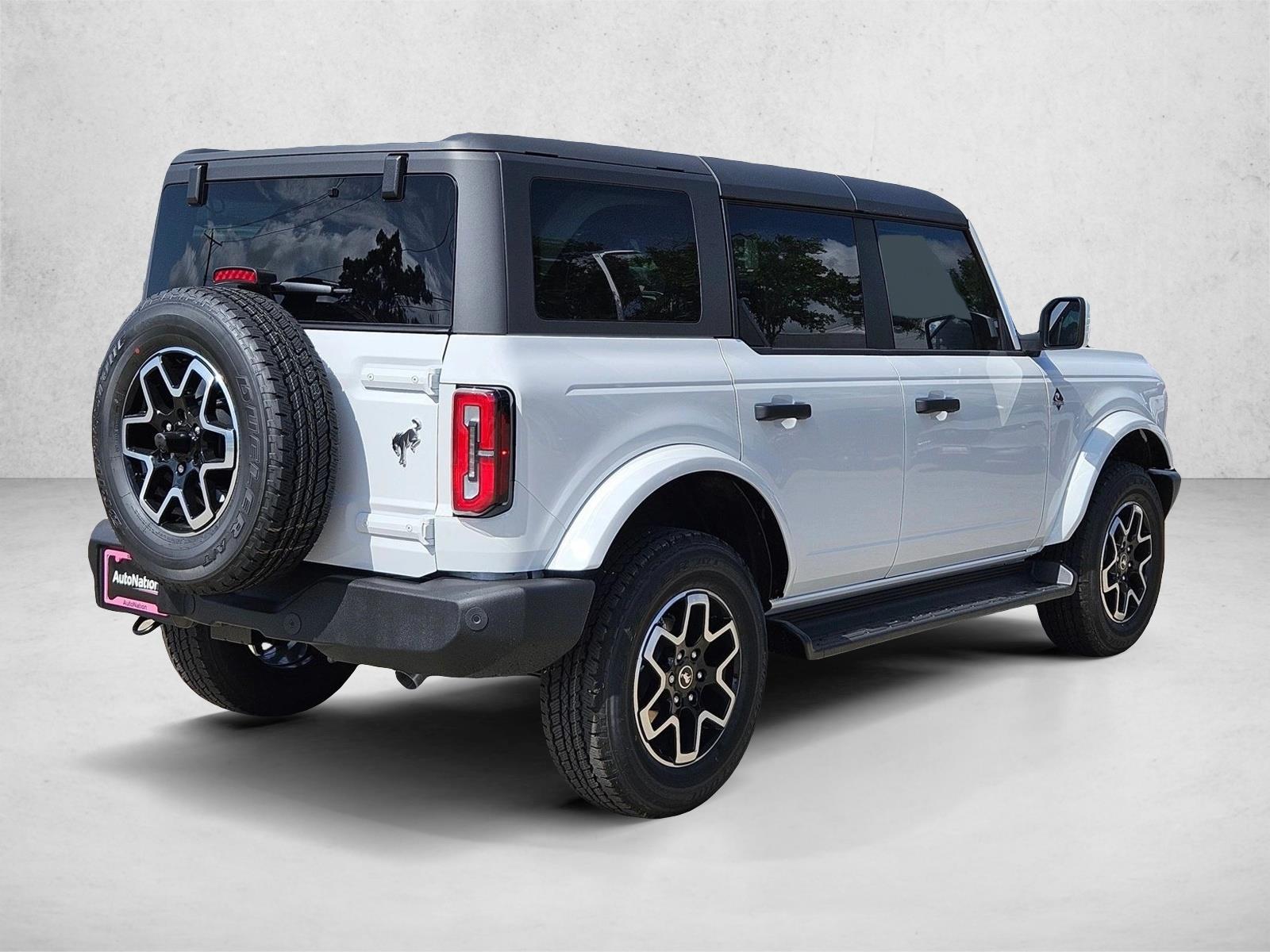 New 2026 Ford Bronco Outer Banks SUV