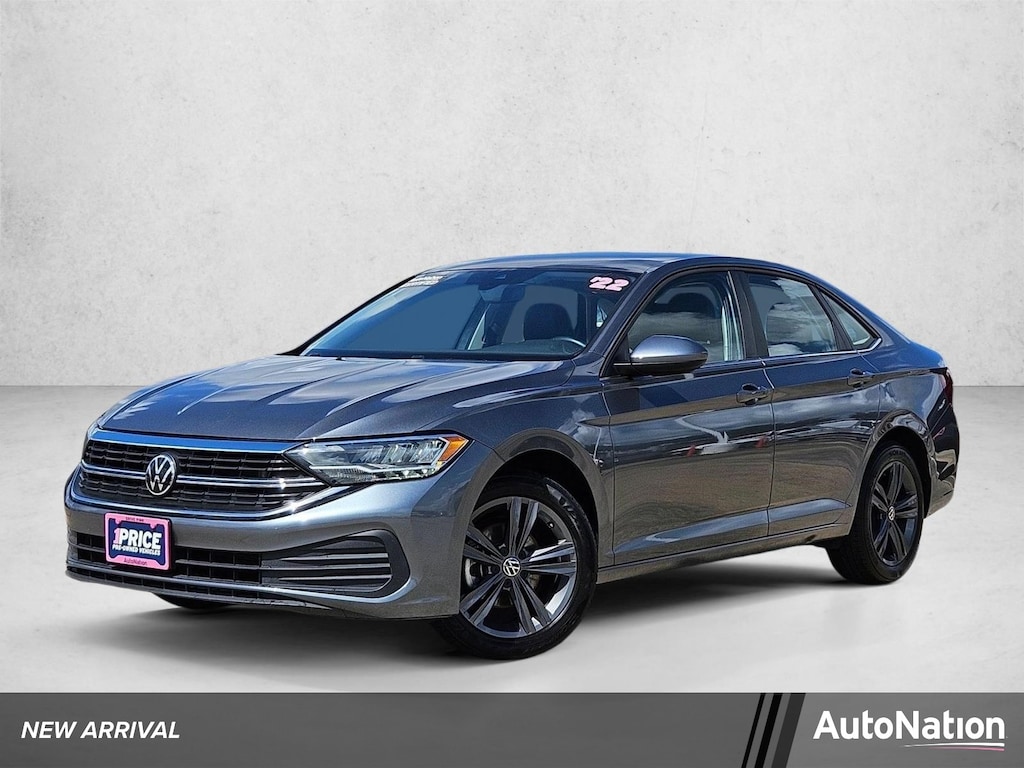 Used 2024 Volkswagen Jetta SE Sedan