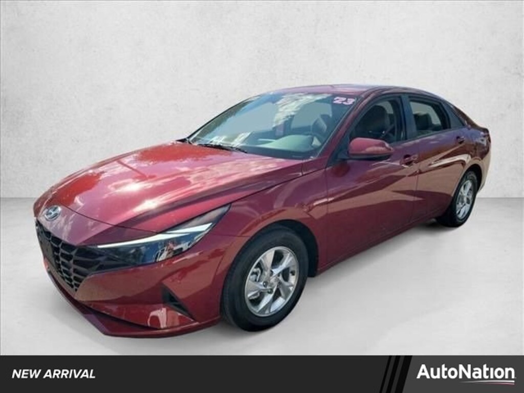 Used 2023 Hyundai Elantra SE Sedan