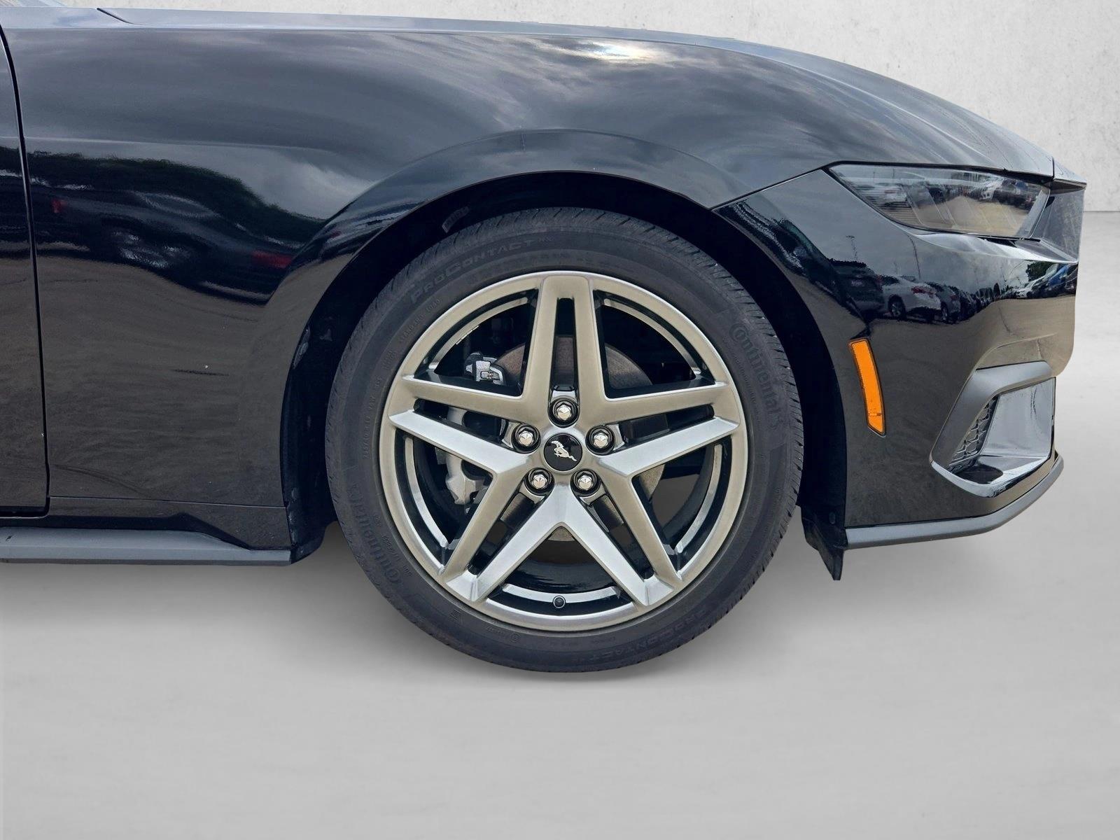 2025 Ford Mustang EcoBoost Premium - Photo 21