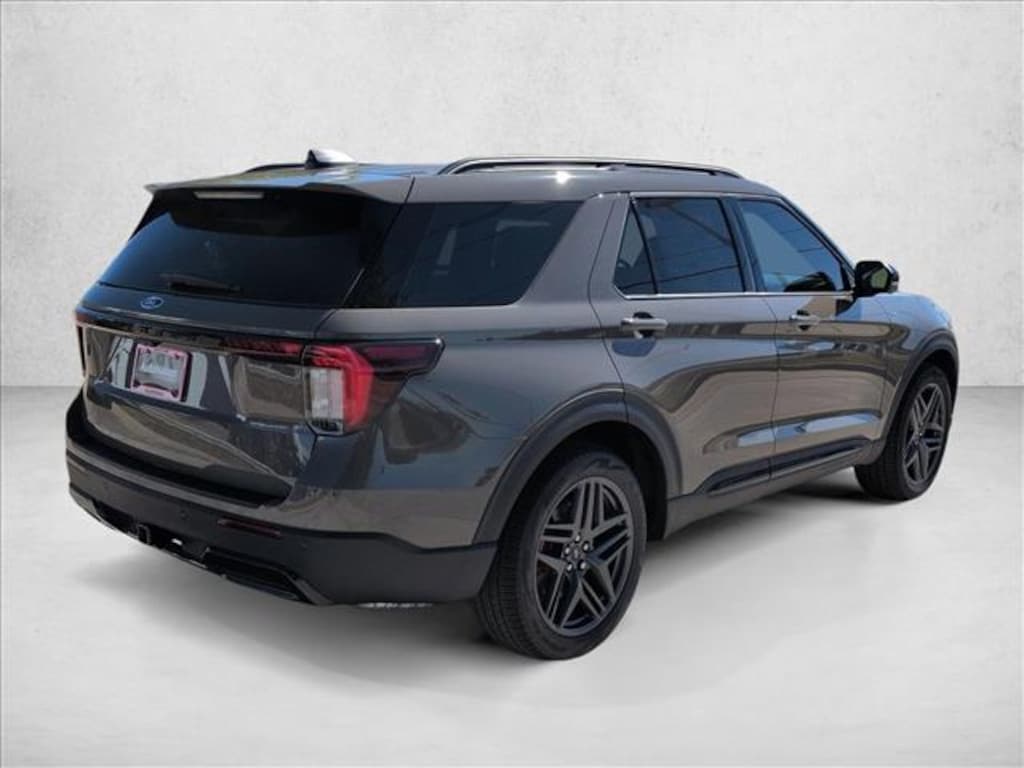 New 2026 Ford Explorer ST-Line SUV