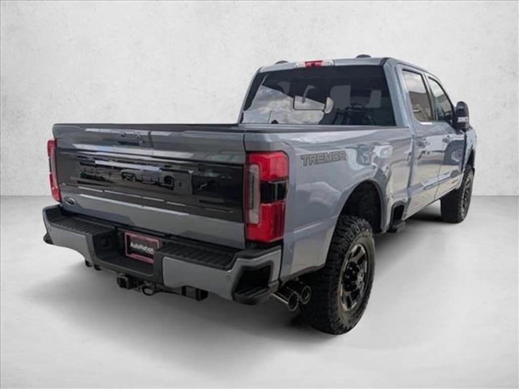 New 2026 Ford F-250 Platinum Truck Crew Cab