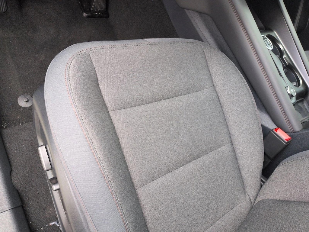 New 2026 Ford Explorer Active w/200A Pkg SUV