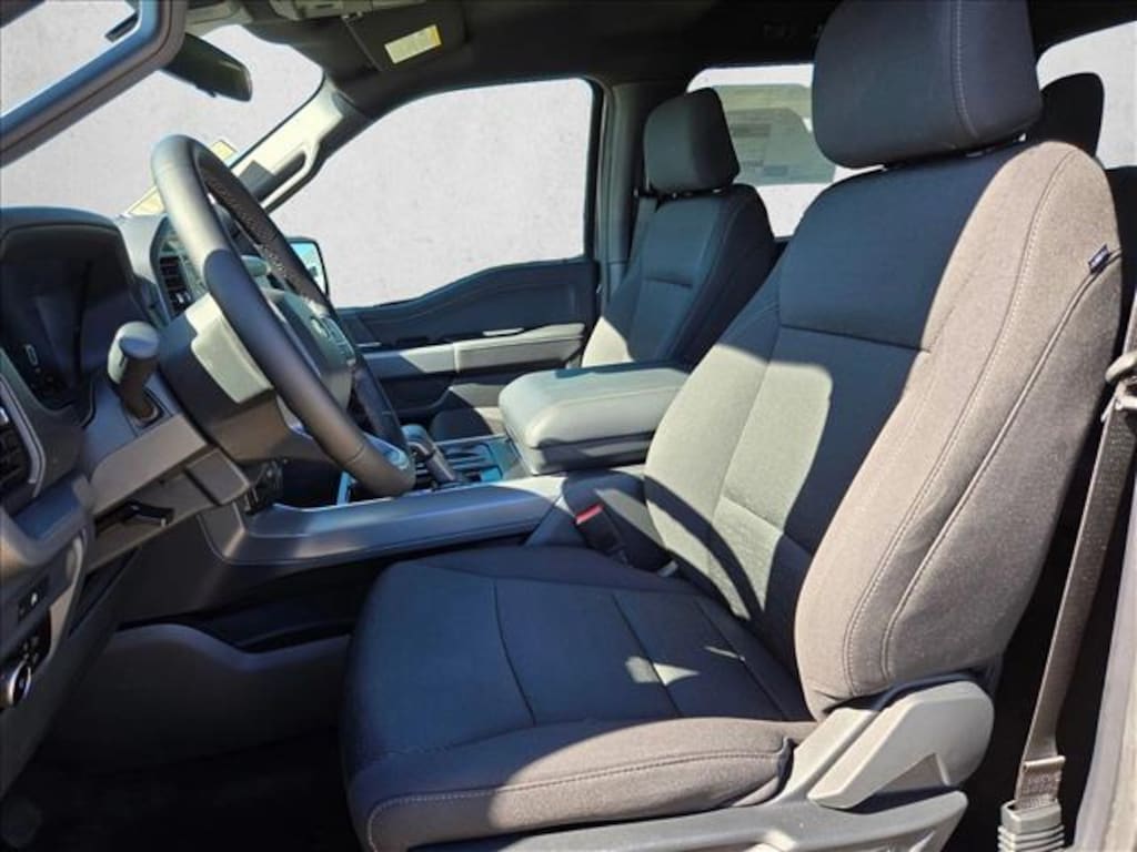 New 2025 Ford F-150 XLT Truck SuperCrew Cab