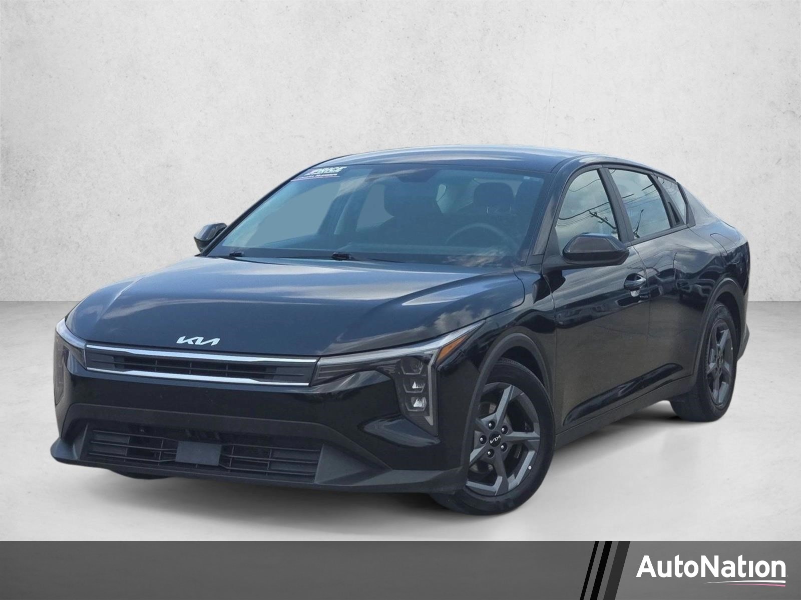 2025 Kia K4 LXS AT's photo
