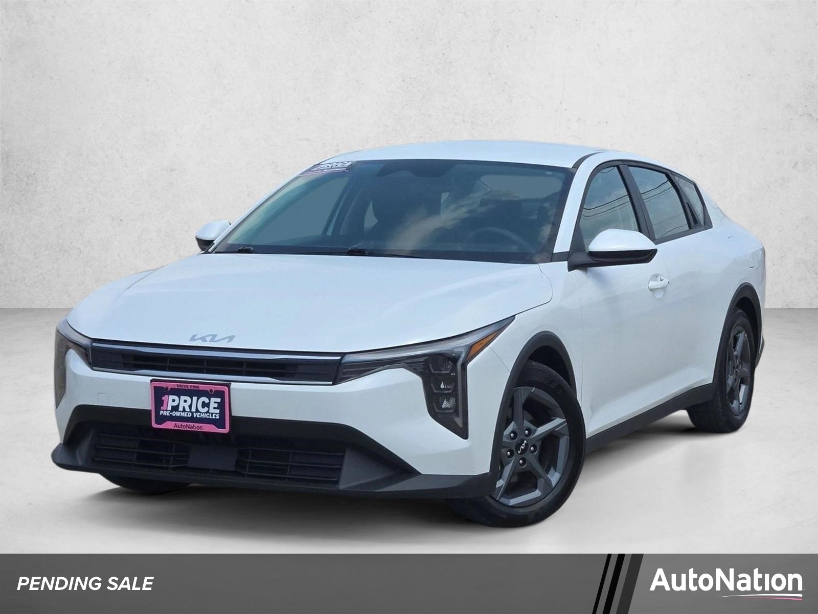 2025 Kia K4 LXS AT's photo
