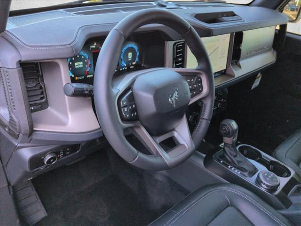 New 2025 Ford Bronco Outer Banks SUV