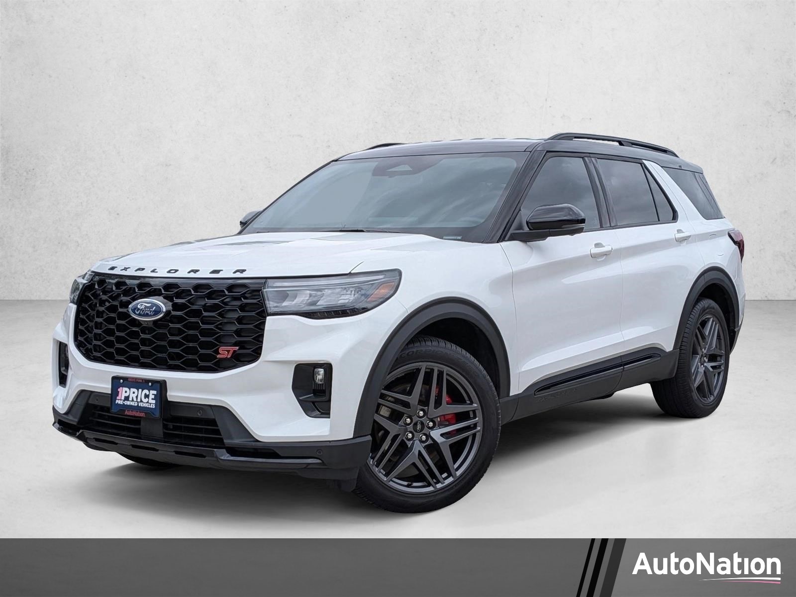2025 Ford Explorer ST 4WD (PL535)'s photo