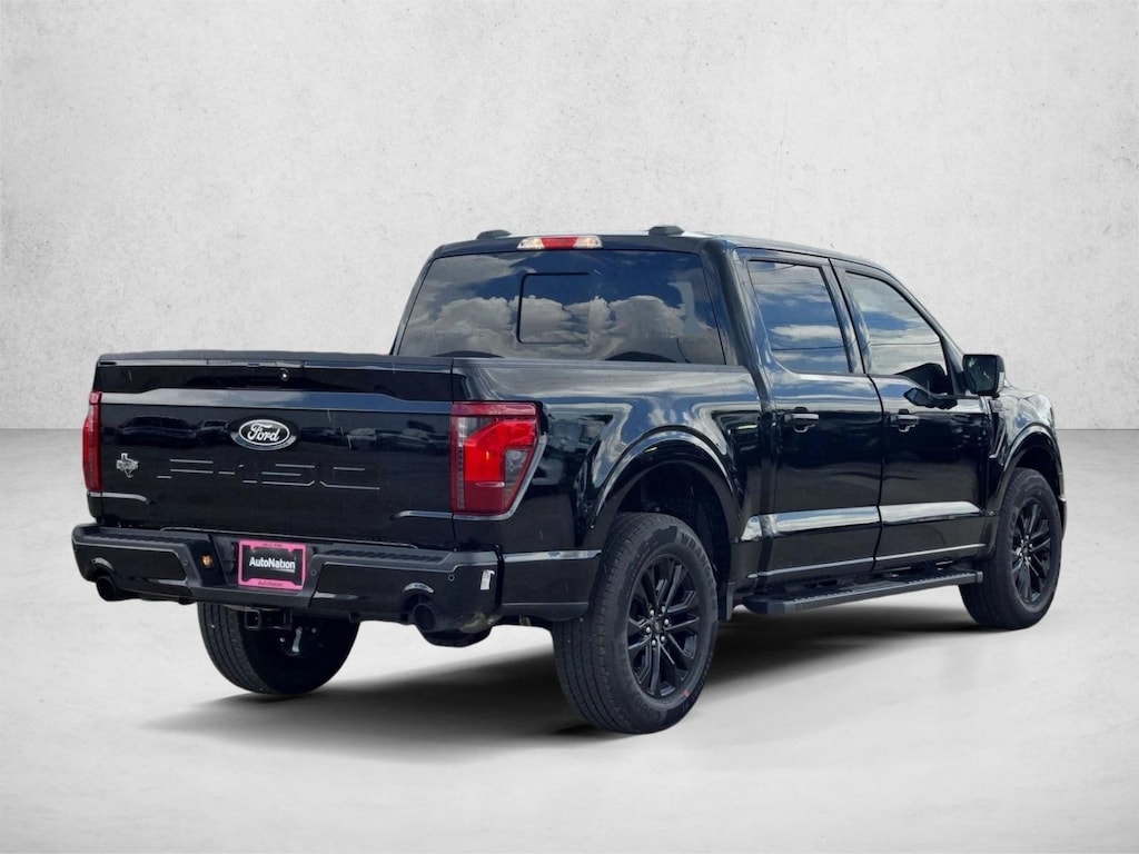 New 2026 Ford F-150 XLT Truck SuperCrew Cab