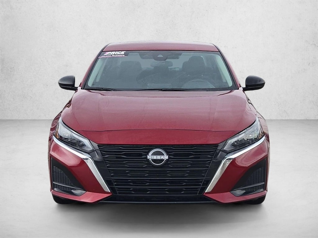 Used 2025 Nissan Altima SV Sedan