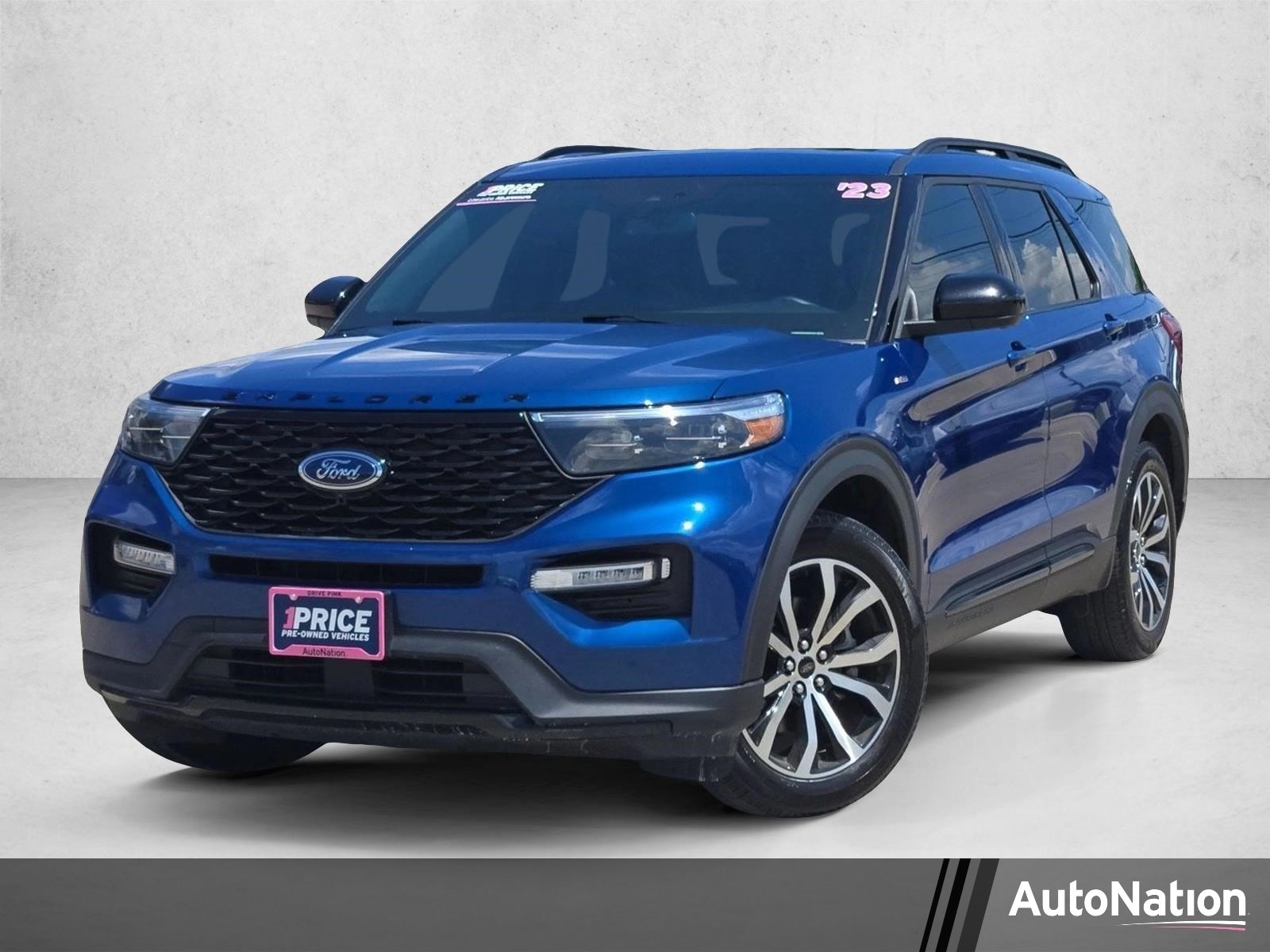 2023 Ford Explorer ST-LINE RWD's photo
