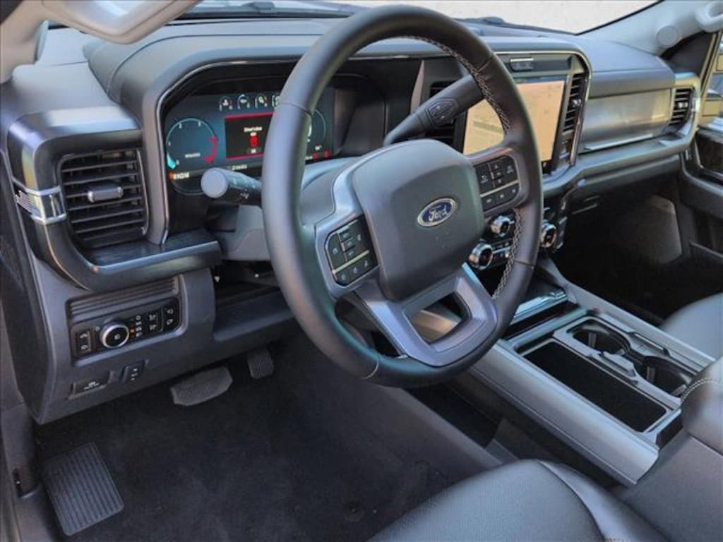 New 2026 Ford F-250 LARIAT Truck Crew Cab