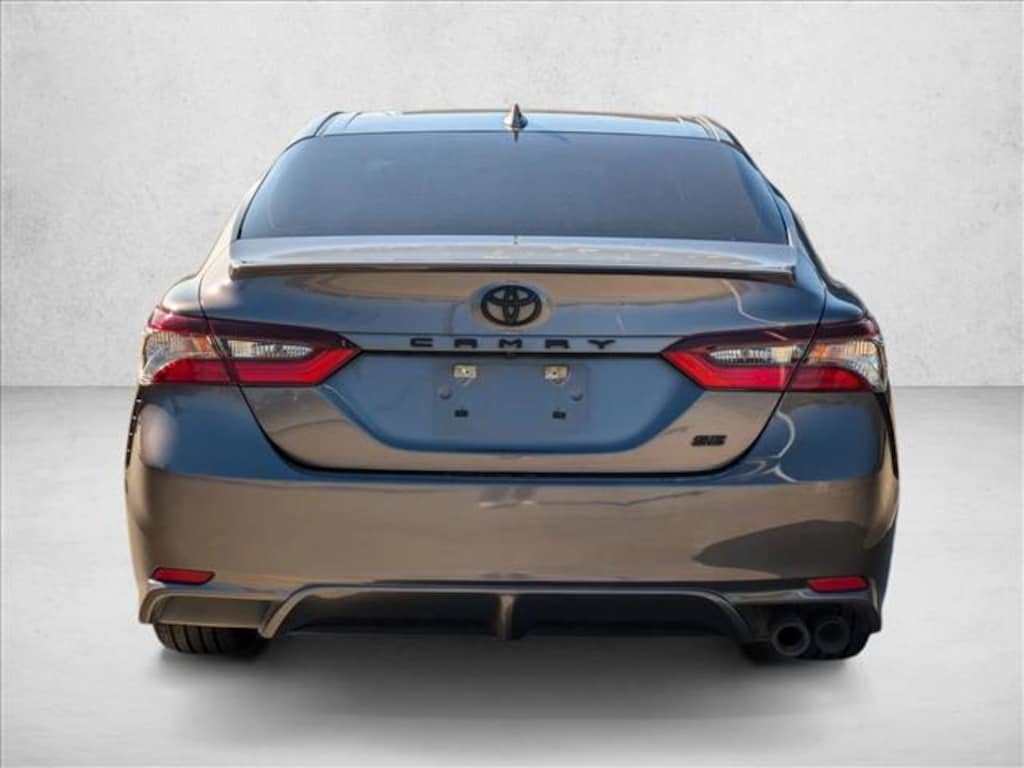 Used 2022 Toyota Camry SE Sedan