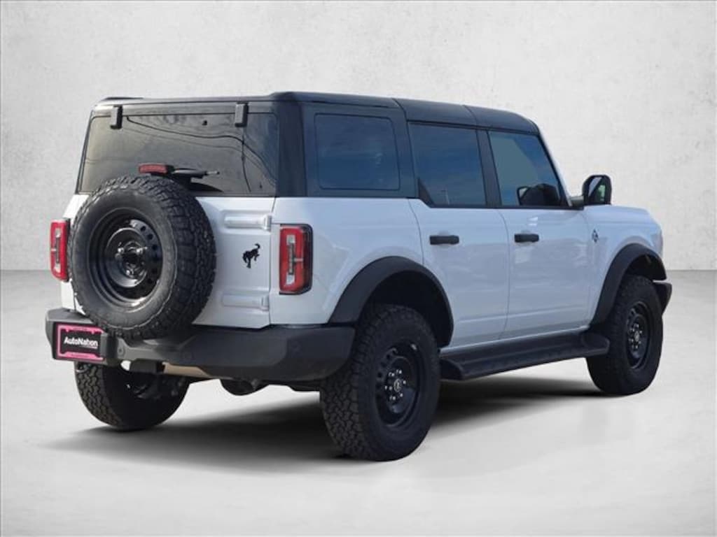 New 2026 Ford Bronco Outer Banks SUV