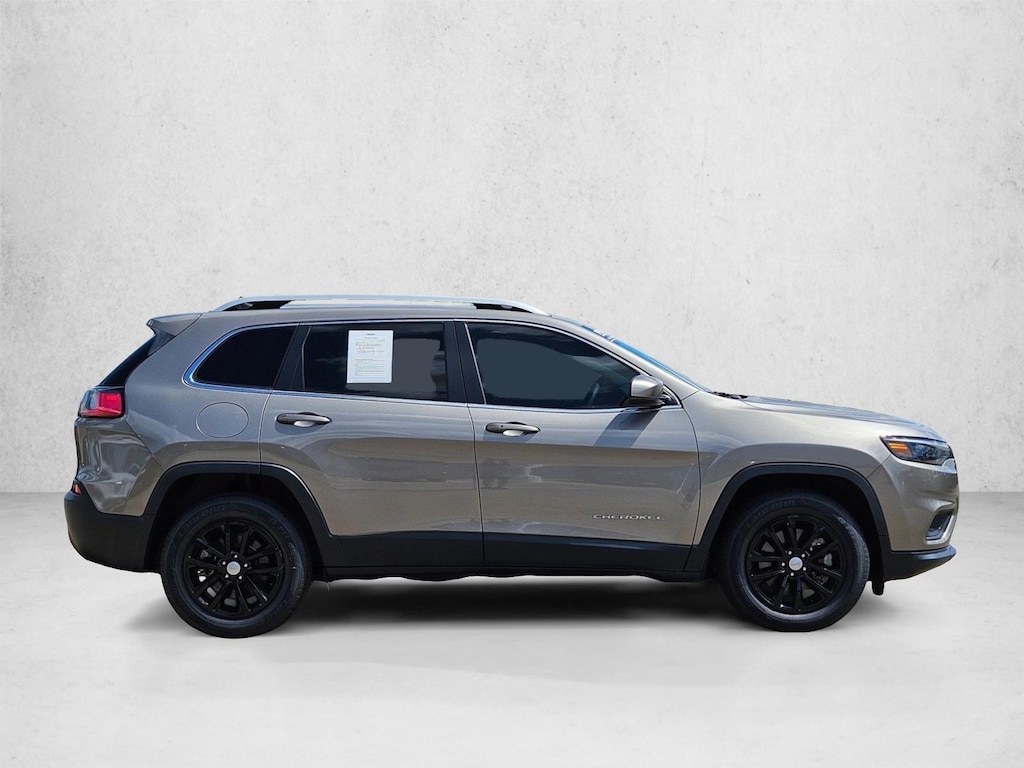 Used 2021 Jeep Cherokee Latitude Lux SUV