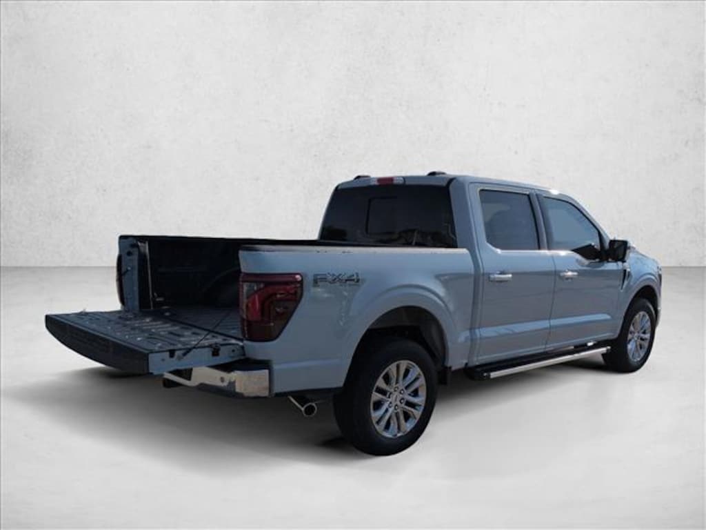 New 2026 Ford F-150 LARIAT Truck SuperCrew Cab