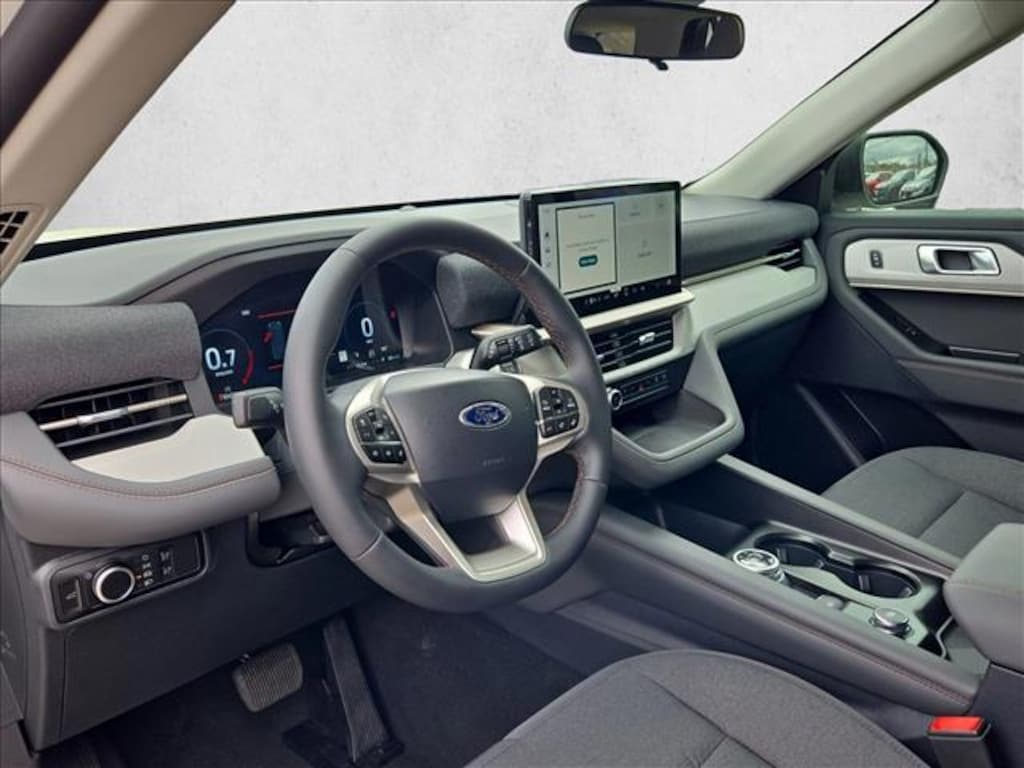New 2026 Ford Explorer Active w/200A Pkg SUV
