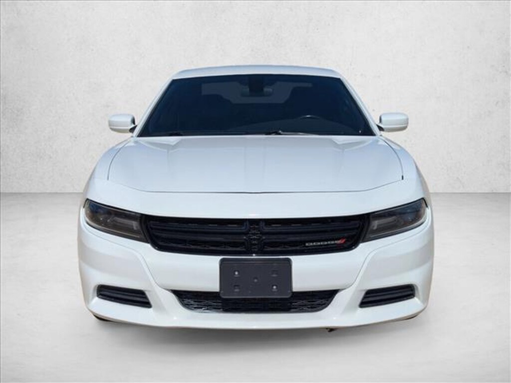 Used 2018 Dodge Charger SXT Sedan